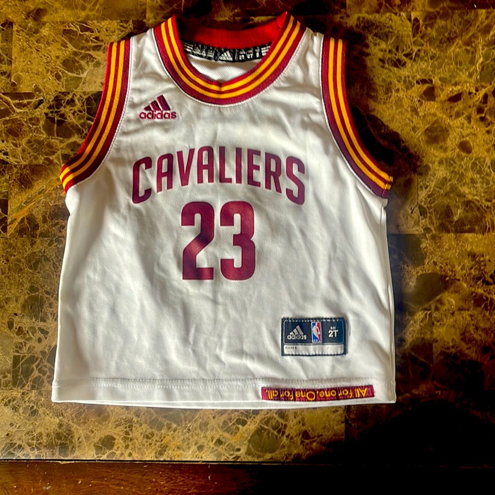 Cavaliers 2t jersey